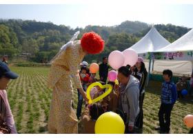 제23회 아라제 성공기원 풍선나누기 행사 진행